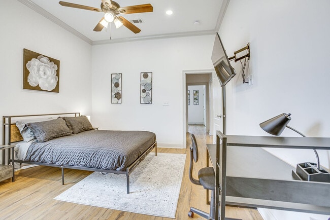Photo - 3200 Burdette St Unit SI ID1620666P