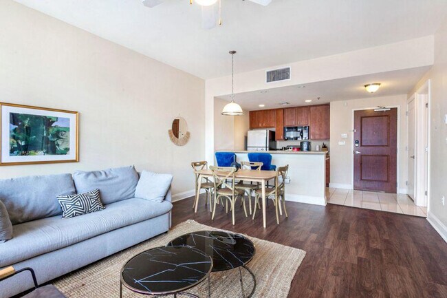 Photo - 925 Common St Unit ID1266929P