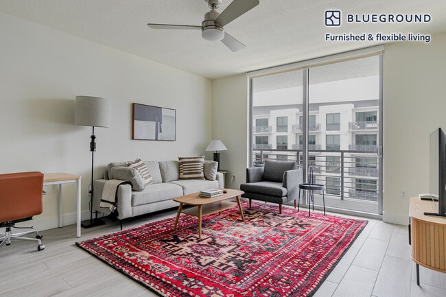 Building Photo - 1000 NW 7th St Unit FL6-ID145