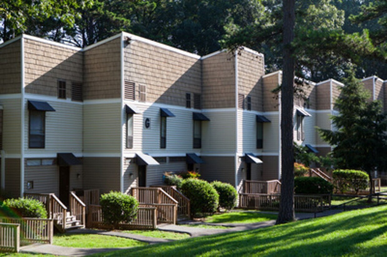 Floor Plan - 2 Bdrm Garden w/Washer & Dryer Connections