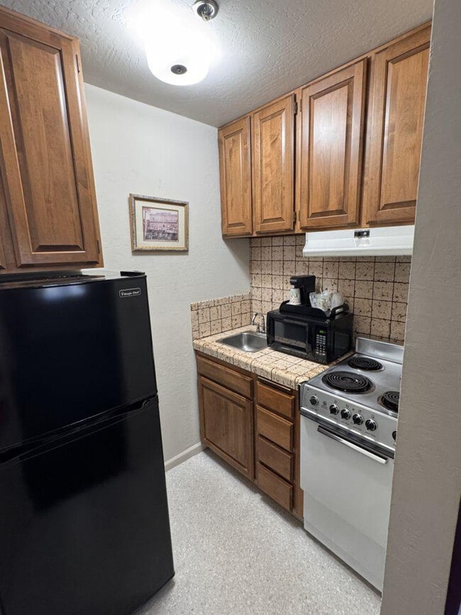 Photo - 300 Main St Unit ID1265994P