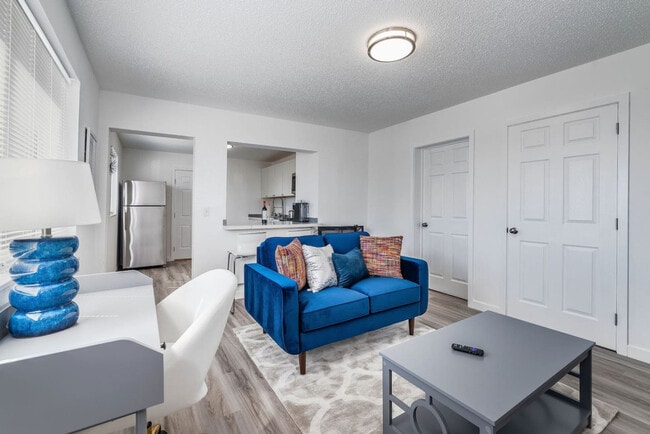 Building Photo - 612 S 18th St Unit ID1045866P