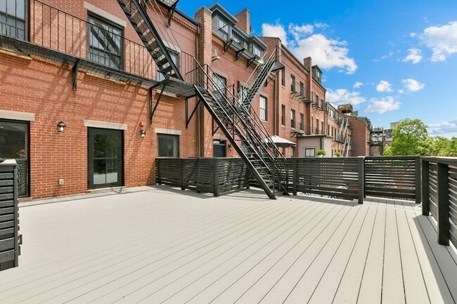 Photo - 541 Massachusetts Ave Unit 3