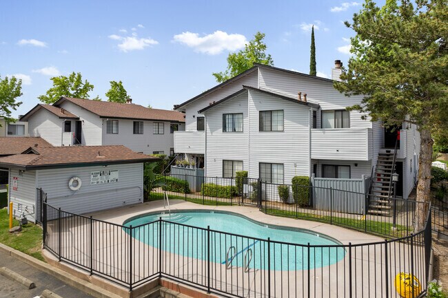 Alternative Building View - Marigold Lane Apartments