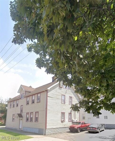 Photo - 1304 W 64th St Unit 5