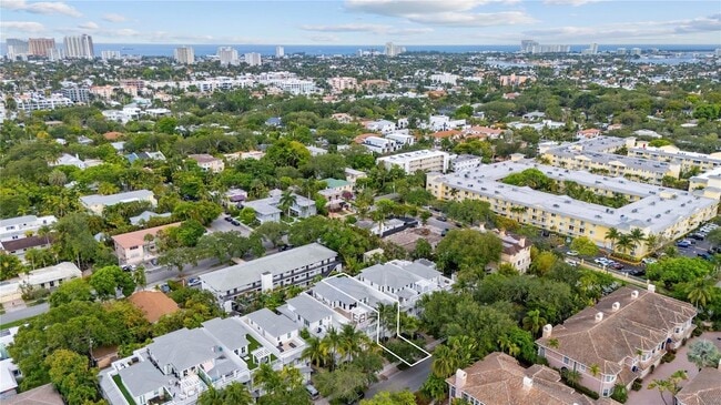 Photo - 218 NE 15th Ave