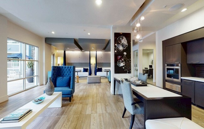 Photo - Beach & Ocean