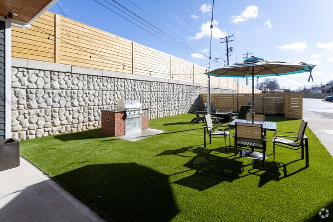 Courtyard - Studios180 - Short/Long Term Leases