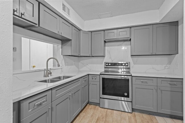 Photo - 11002 Hammerly Blvd Unit 61