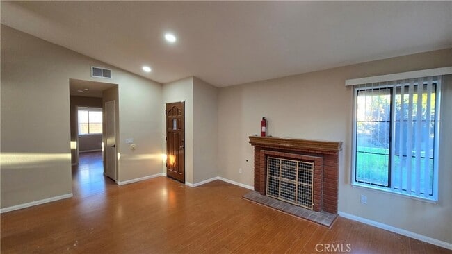 Photo - 1309 Cascade Ave