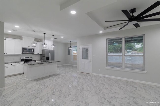 Photo - 5604 N Crown Point