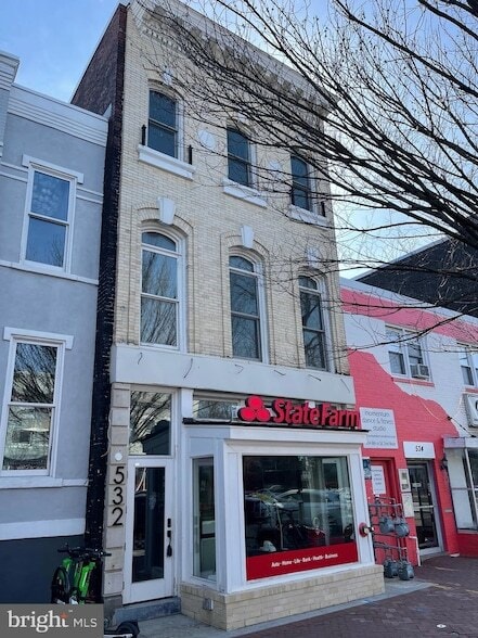 Photo - 532 8th St SE Unit 3