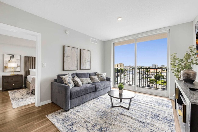 Building Photo - 1110 NW 1st St Unit FL8-ID1237407P