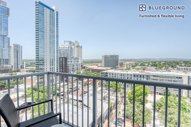 Photo - 615 W 7th St Unit FL14-ID75