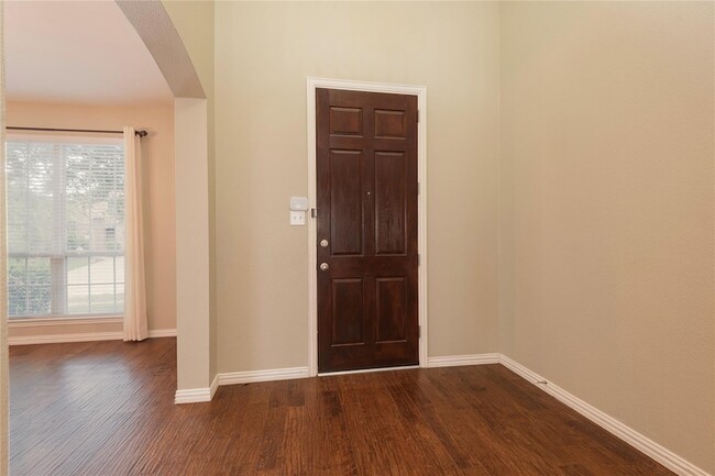 Photo - 2613 Patriot Dr