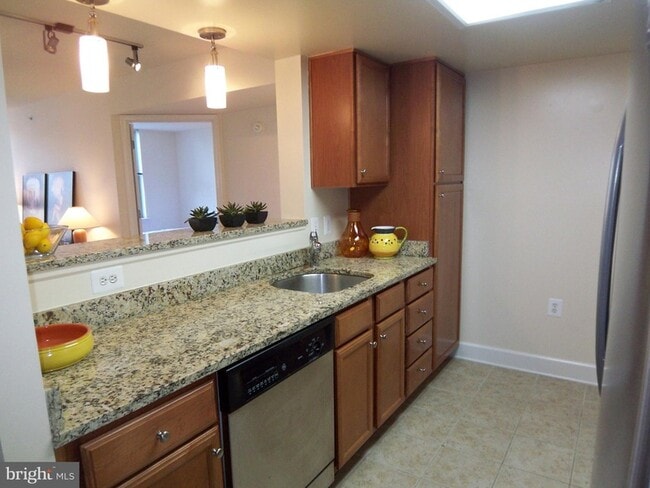 Photo - 11800 Sunset Hills Rd Unit 608