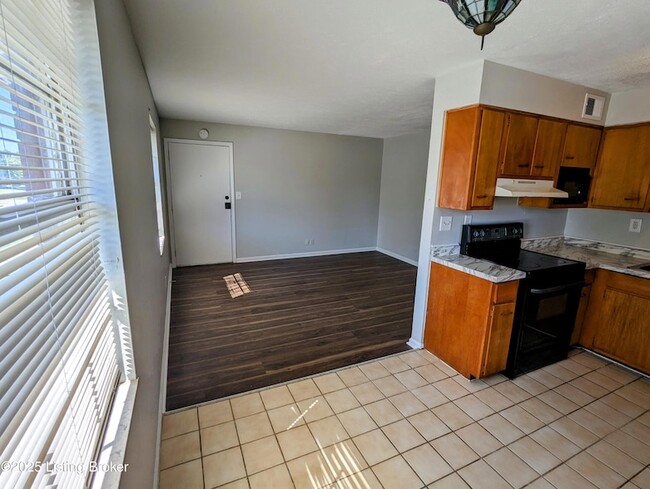 Photo - 3523 Georgetown Pl