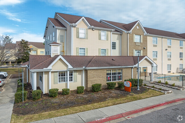 Leasing Office - Siegel Select Montgomery