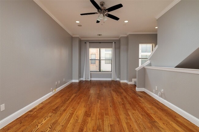 Photo - 724 Skyline Bluff Ct