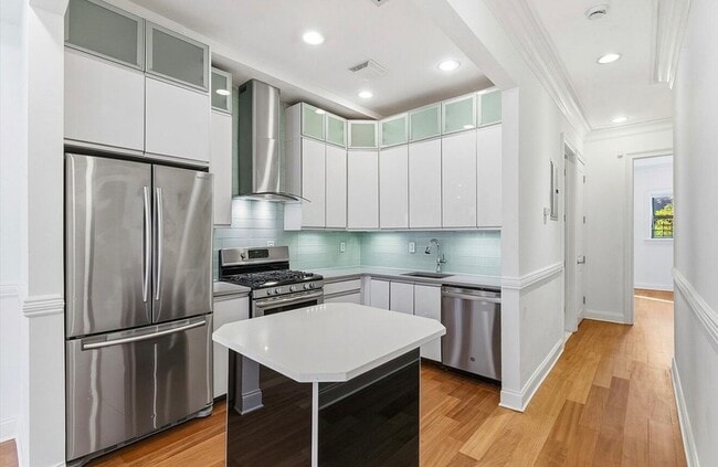 Photo - 312 W 138th St Unit 2