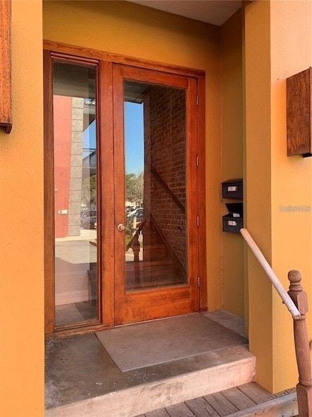 Photo - 118 N Eustis St Unit 2