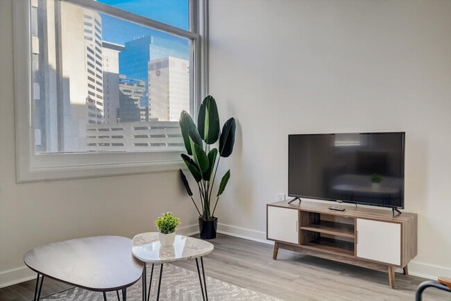 Photo - 50 N Illinois St Unit ID1014584P