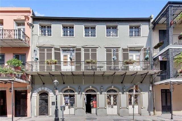 Building Photo - 523 Dumaine St