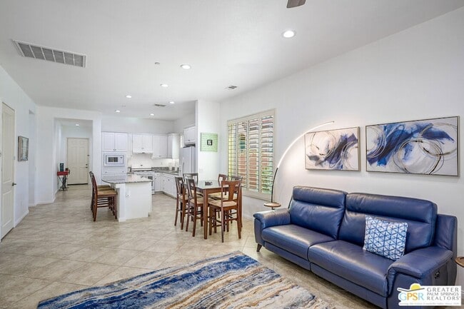 Photo - 39220 C. Negrete