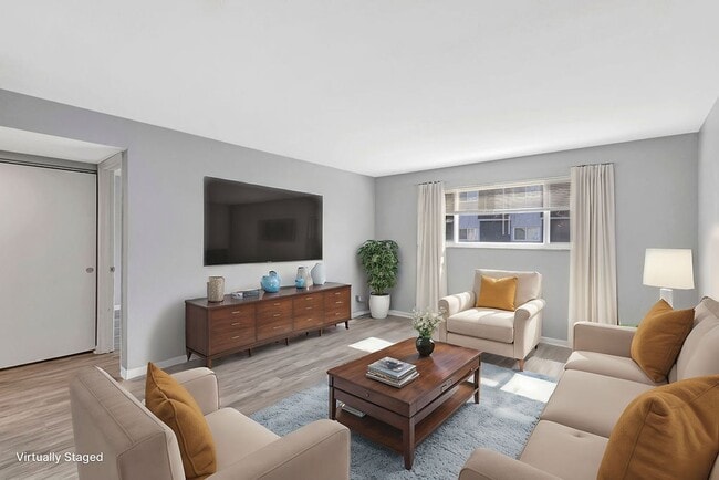 Photo - The Flats at Sycamore Creek at Miamisburg, OH - Newly Renovated 2 Bedroom Apartments!