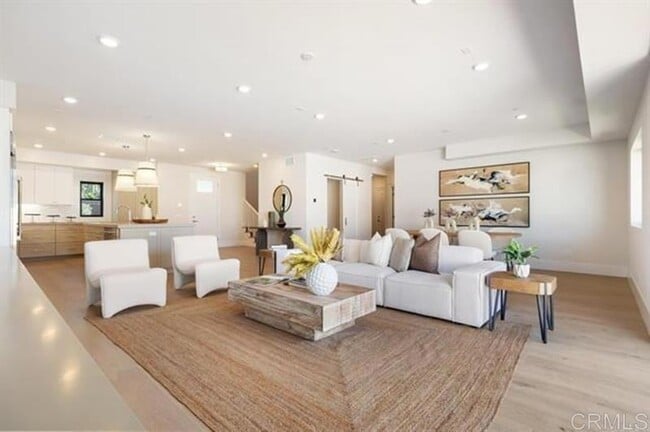 Photo - 3755 Adams St