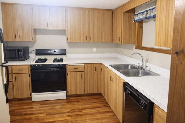 Photo - 10019 Curley Rd