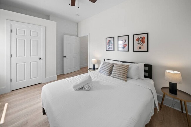 Photo - 704 Wayne St Unit ID1056107P