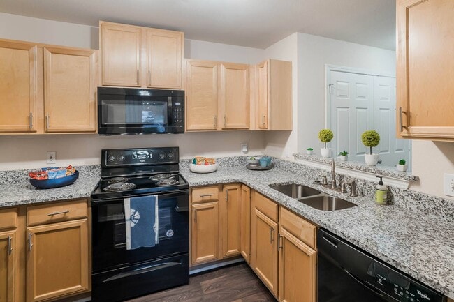 Photo - Heritage at the Peak