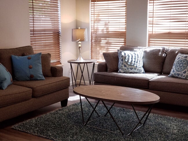 Photo - 11811 Bolton Cir Unit ID1045087P