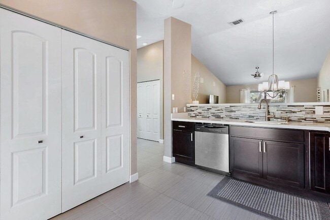 Photo - 13115 Belhaven Ct Unit 28