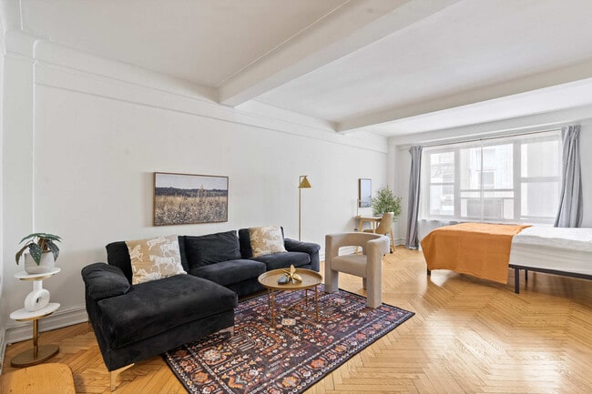 Building Photo - 15-17-17 E 36th St Unit ID1055230P