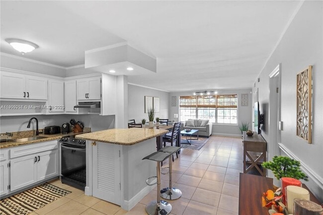 Photo - 2420 SE 17th St Unit 301