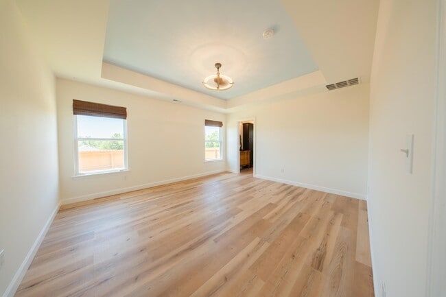 Photo - 708 Promenade Dr