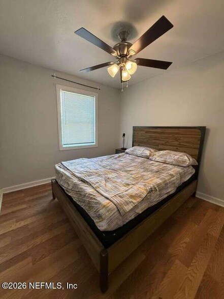 Photo - 314 Celery Ave N