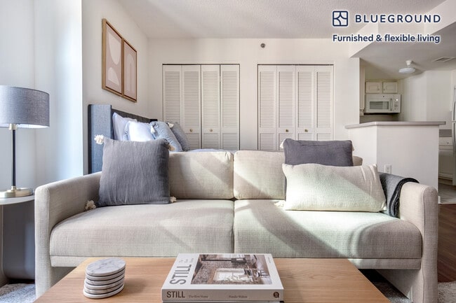 Photo - 400 8th St NW Unit FL5-ID577