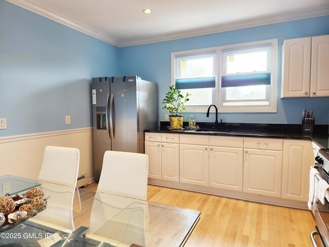 Photo - 61 Aberdeen St Unit 3