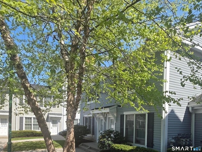 Photo - 41 Fairfield Ave