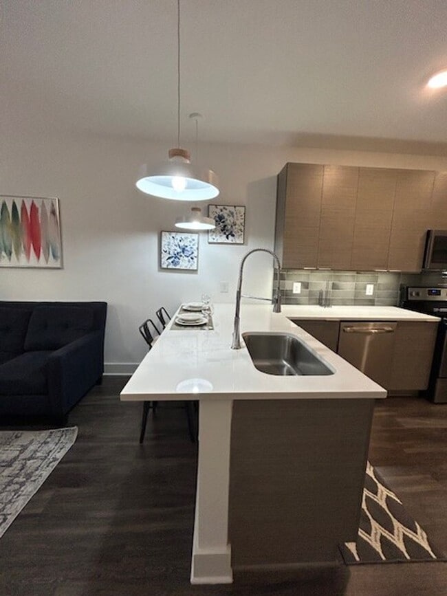 Photo - 455 Legends Pl Unit ID1332024P