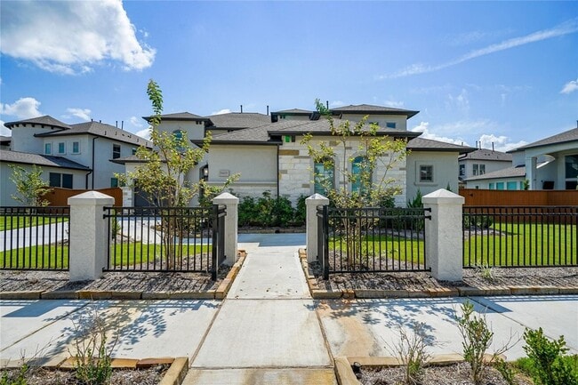 Photo - 11803 Dalhousie Dr