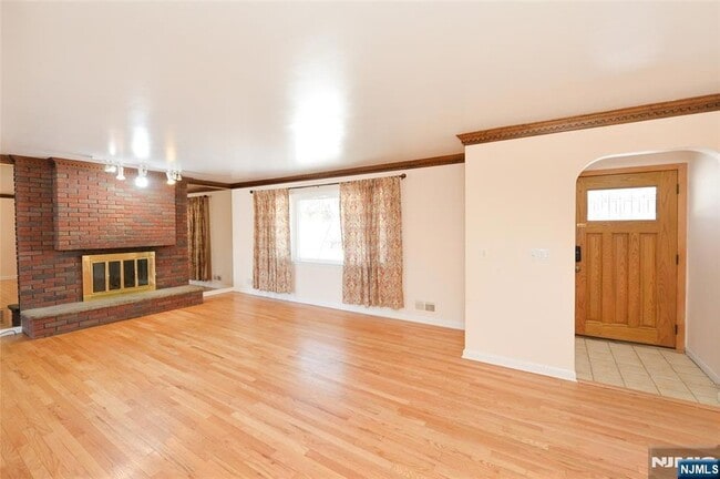 Photo - 79 Grand Blvd