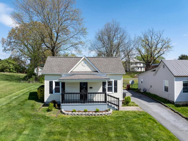 Photo - 220 Highland Ave Unit ID1397973P