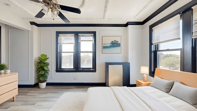 Photo - The Saum & Hutcheson Arms