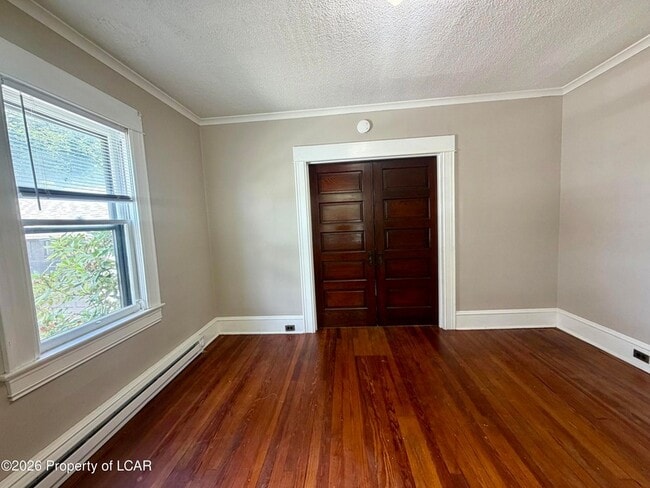 Photo - 715 Alder St Unit 1