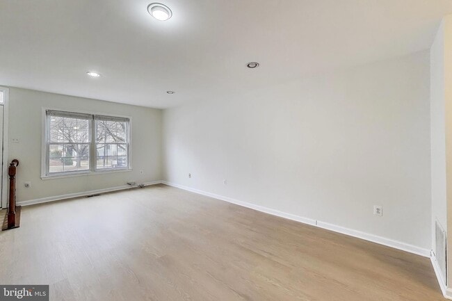 Photo - 20488 Summersong Ln