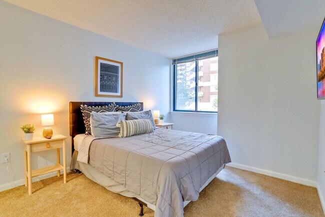 Photo - 901 N Pollard St Unit FL2-ID1022359P